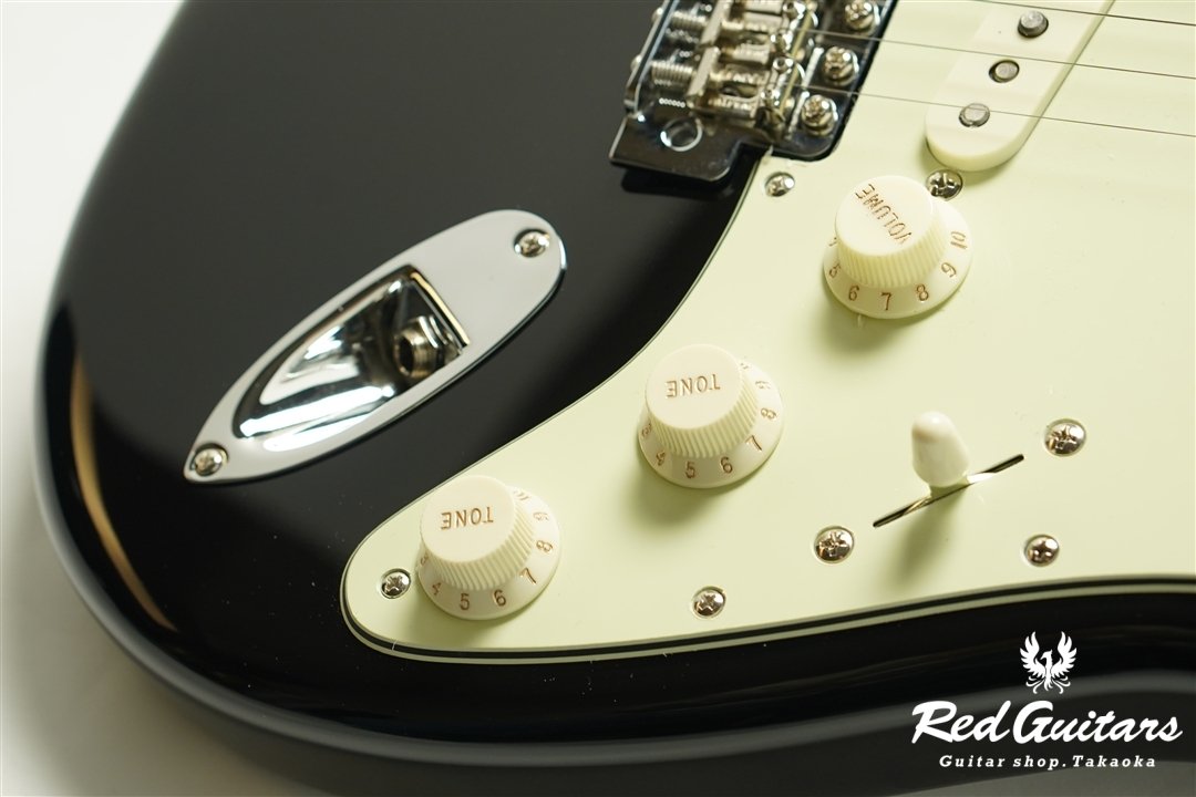 Vintera III Early 60s Stratocaster - Black